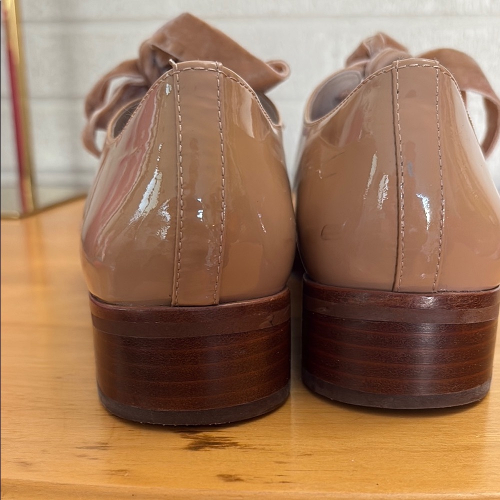 Louise Et Cie Women's Nude Patent Leather Oxfords "Adwin" Flats Size 9M/39 VGUC - Picture 4 of 14
